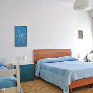 https://lombardi-fleming.emilia-romagnahotels.net